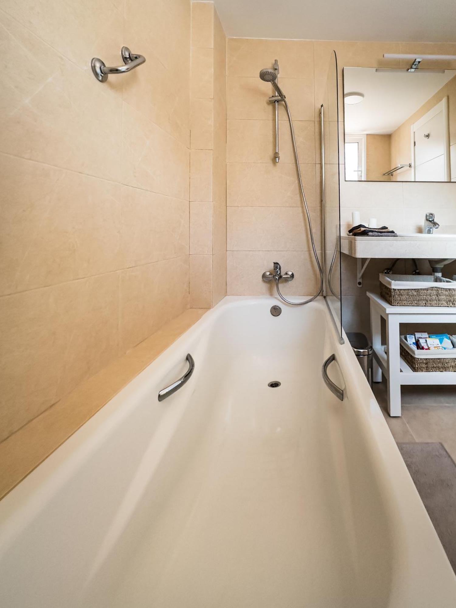Luna - Ac, 2 Pools, Panoramic Ocean, Private Garage, Fibre Net Puerto de Santiago  Bagian luar foto