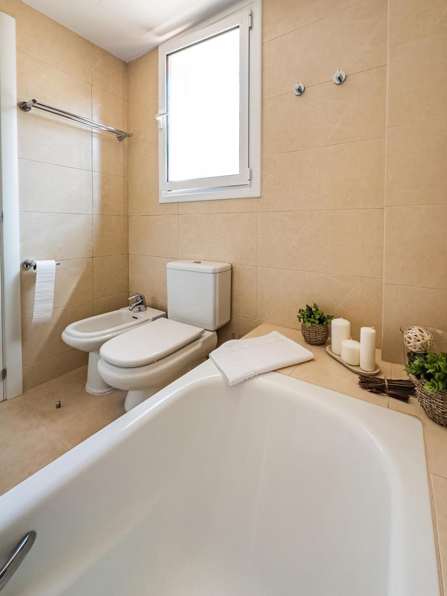 Luna - Ac, 2 Pools, Panoramic Ocean, Private Garage, Fibre Net Puerto de Santiago  Bagian luar foto