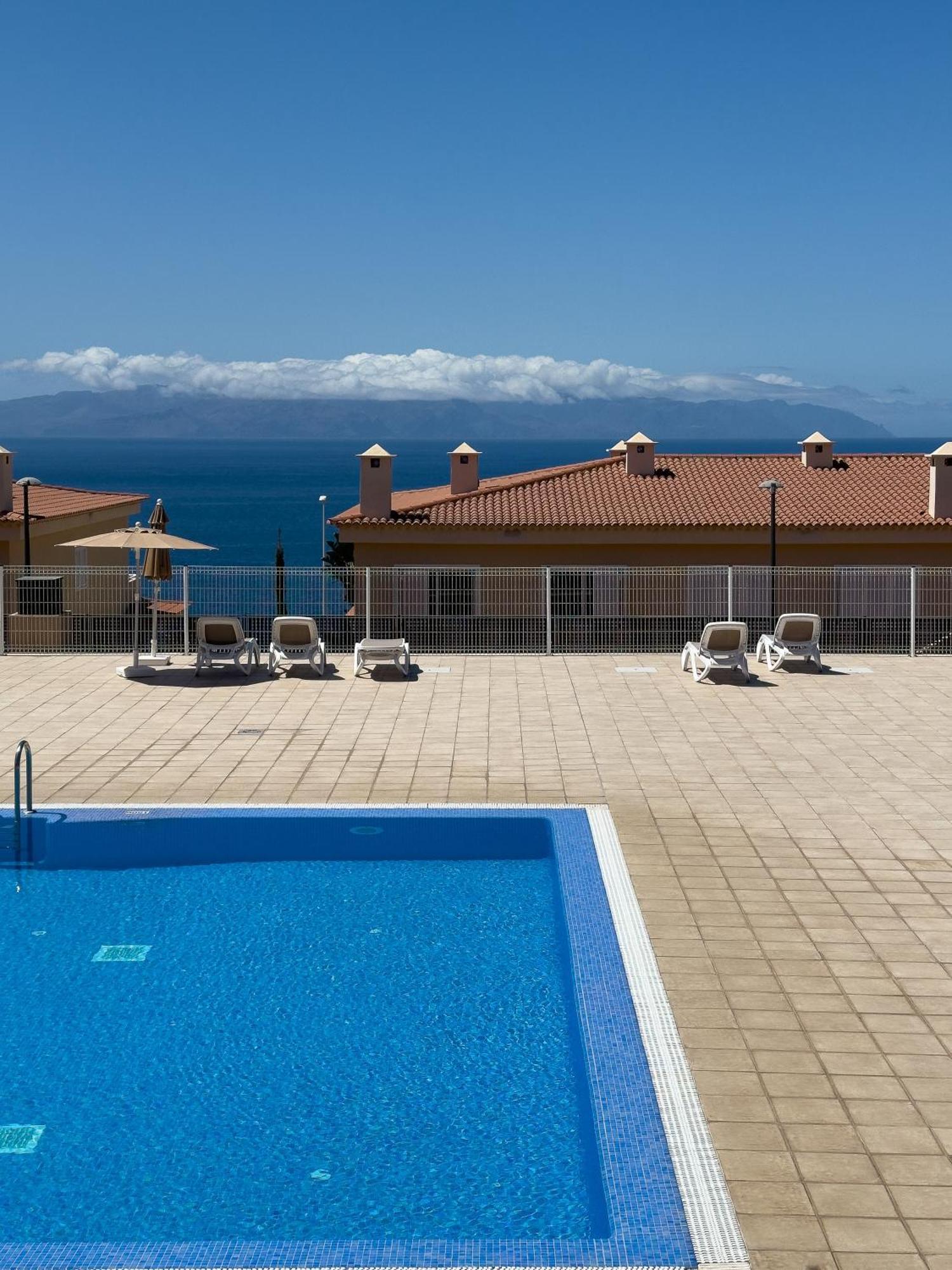 Luna - Ac, 2 Pools, Panoramic Ocean, Private Garage, Fibre Net Puerto de Santiago  Bagian luar foto